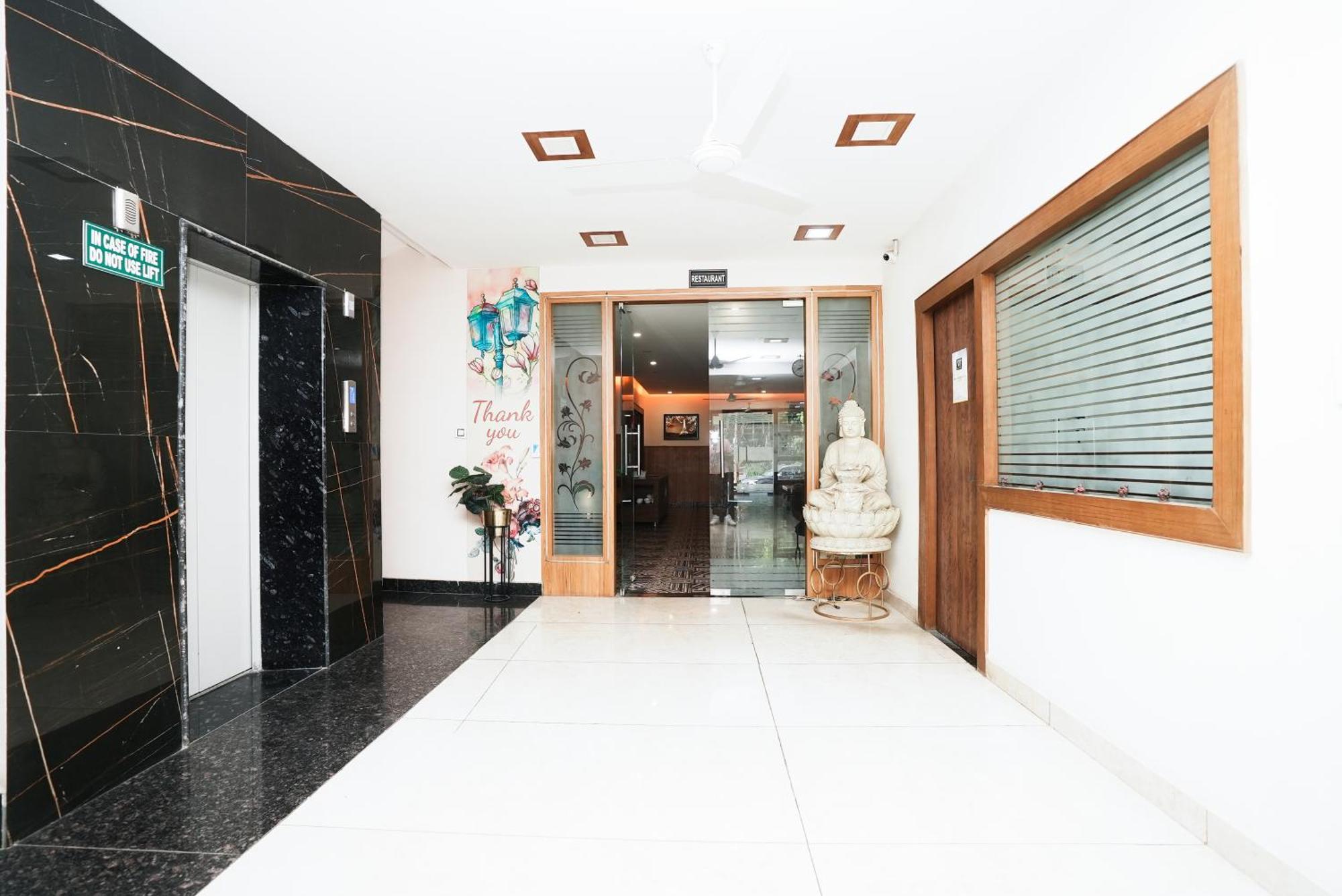 Hotel The 7 Seas Rishikesh Exterior photo